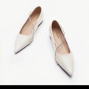 Crystal Chain Pointed Toe Flats
